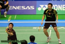 球星支招：击球点要靠前些 步法到位才是关键