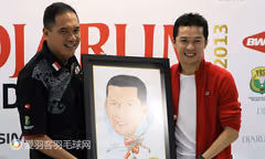陶菲克从政助选印尼总统 被许文化部长