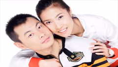 国羽夫妻羽球路上爱相随 