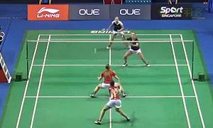 穆斯肯斯/皮克VS巴宁/塔博林 2015新加坡公开赛 女双1/8决赛视频