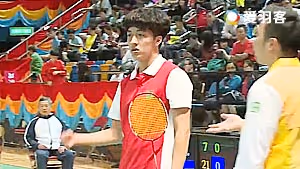 杨铭诺VS邓灏轩 2017全港运动会羽毛球赛 男团决赛视频