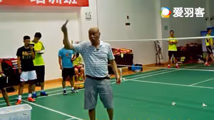 打羽毛球用手腕？传奇教练李矛：小心断掉！