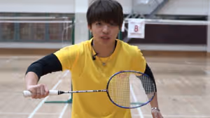 如何让反手接杀顶的又高又远？小桦教练来教你