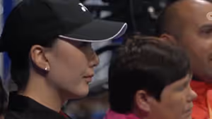 世锦赛冠军华丽转身成司线员，卢兰勤学英语盼走向国际