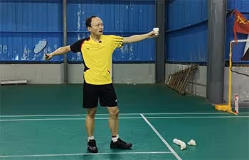 入门必学！正手发高远球如何又高又远？