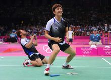 前奥运金牌李龙大斯巴达训练明星队盼再掀羽毛球热潮