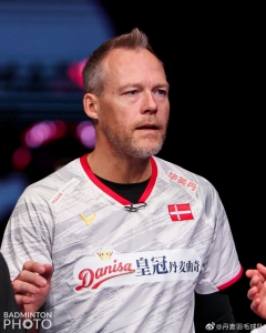 丹麦羽毛球队总教练再次发文致歉