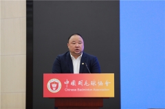 中国羽毛球协会第七届会员代表大会召开——张军连任中国羽协主席 