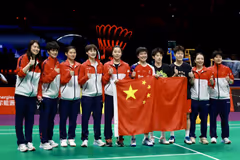 第16次登顶！国羽女队重夺尤伯杯