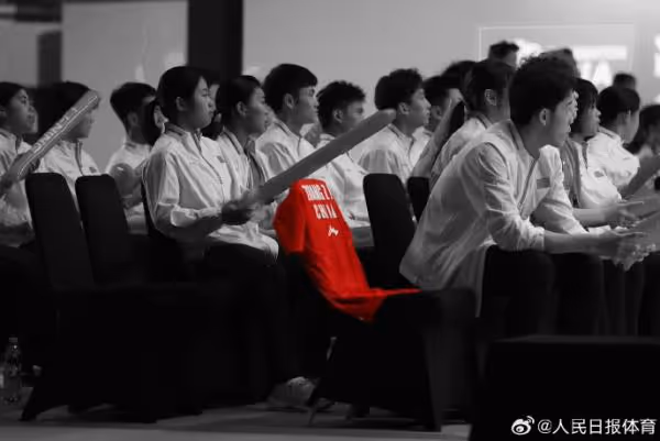 张志杰抢救细节曝光，世界羽联规则被强烈谴责