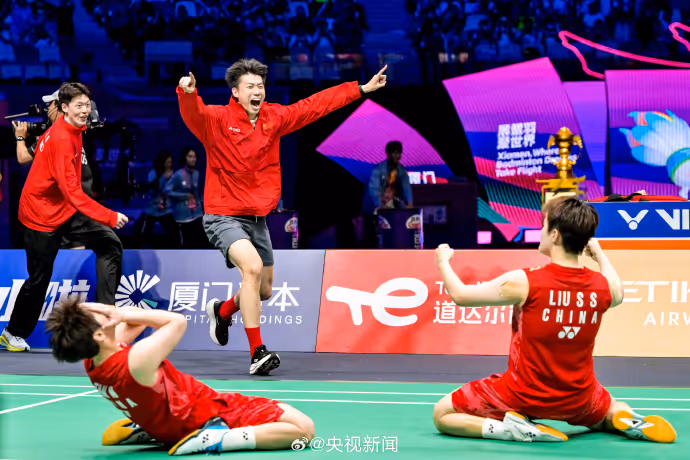 锁定胜利！刘圣书/谭宁2-0白荷娜/李绍希集锦 2025苏迪曼杯 混合团体决赛视频