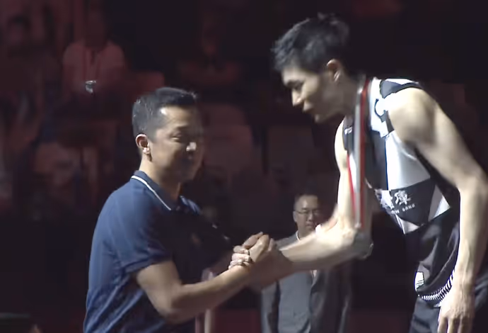 安东森2-0周天成夺冠集锦 2025印尼公开赛 男单决赛视频