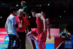 李诗沣因伤退赛 疑似脚后跟受伤