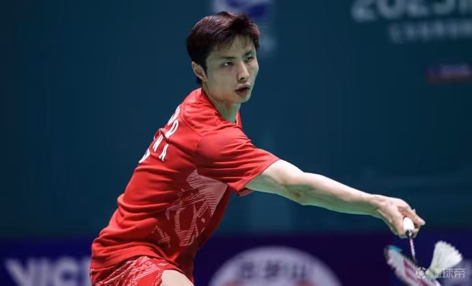 石宇奇2-1逆转李诗沣集锦 2025中国公开赛 男单1/4决赛视频