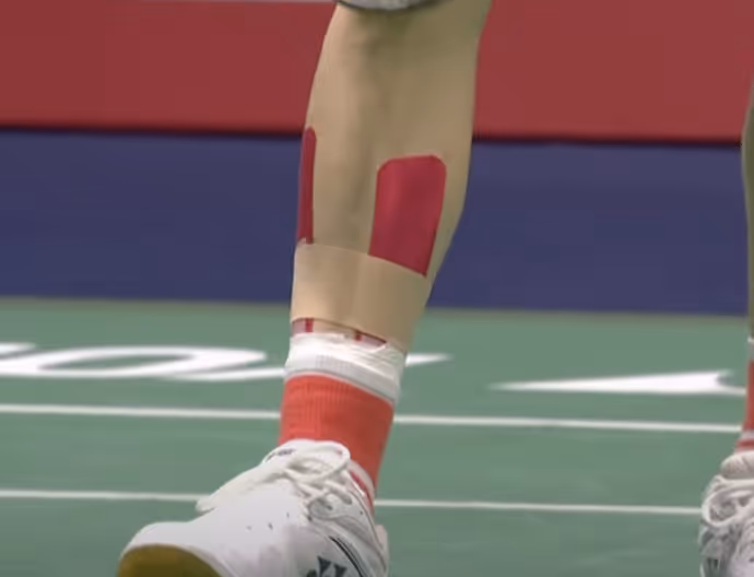 陈雨菲带伤出战摘亚 山口茜成世锦赛女单三冠王