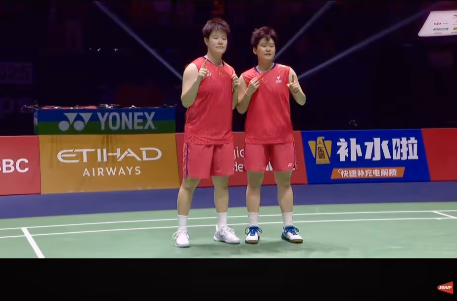 国羽最强女双！谭宁/刘圣书2-1陈康乐/蒂娜夺冠集锦！ 2025羽毛球世锦赛 女双决赛视频