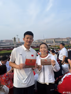 谌龙 陈清晨受邀在现场观礼九三阅兵