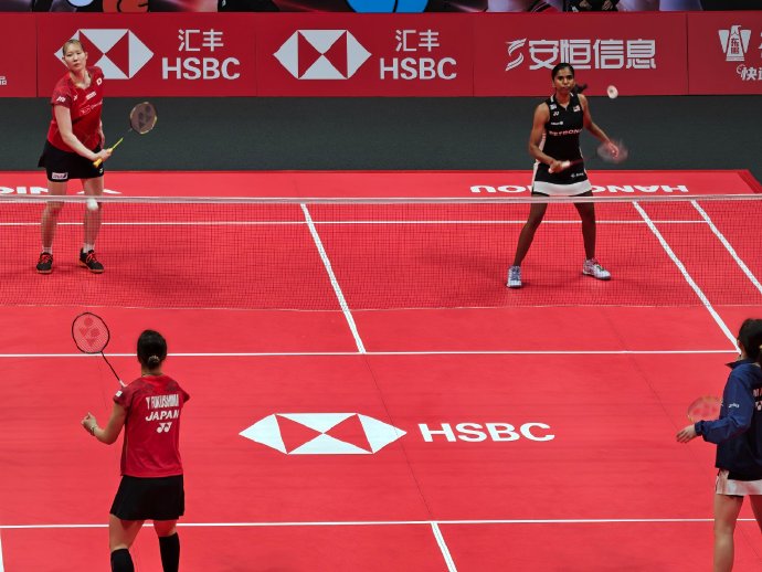 老将不老！福岛由纪/松本麻佑2-0陈康乐/蒂娜集锦 2025世界羽联总决赛 女双半决赛视频