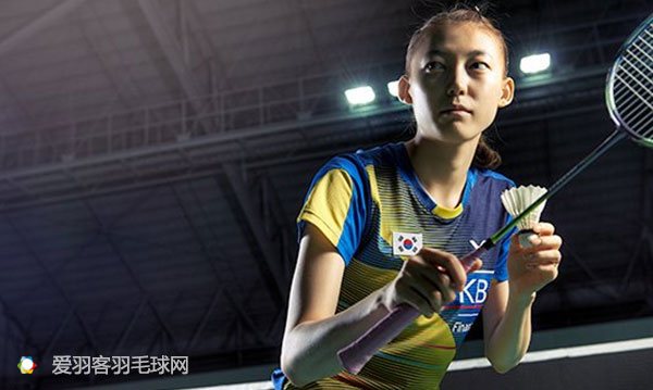 长腿美女金荷娜