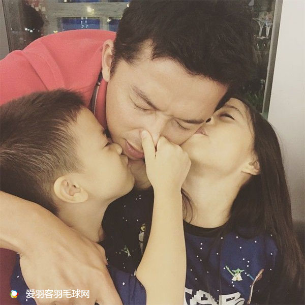 新闻 球星八卦 正文   1,陶菲克的妻子阿咪出身名门望族,她父亲是陆军